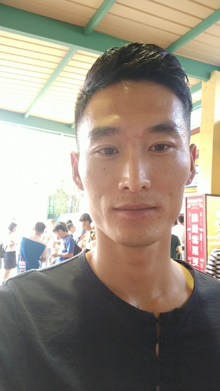 难得糊涂的第一张照片--沧州相亲服务中心