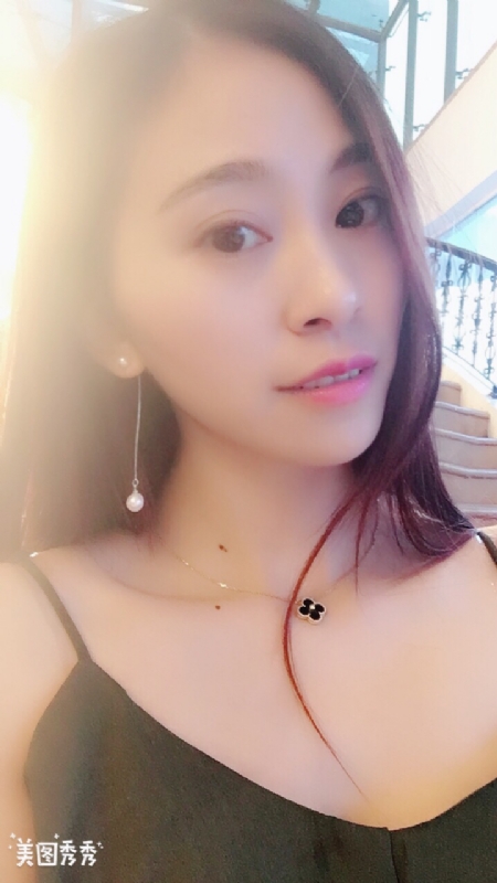 隨風的云的第一张照片--沧州相亲服务中心