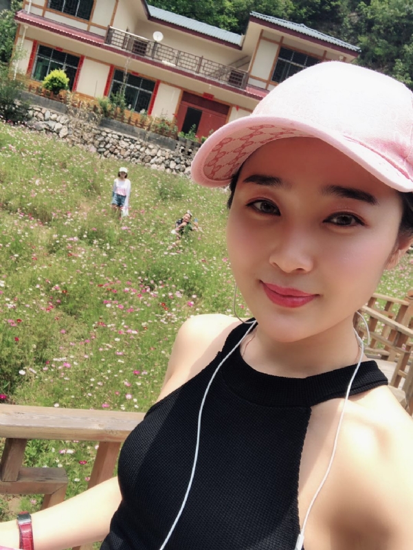 诗琪的第二张照片--沧州相亲服务中心