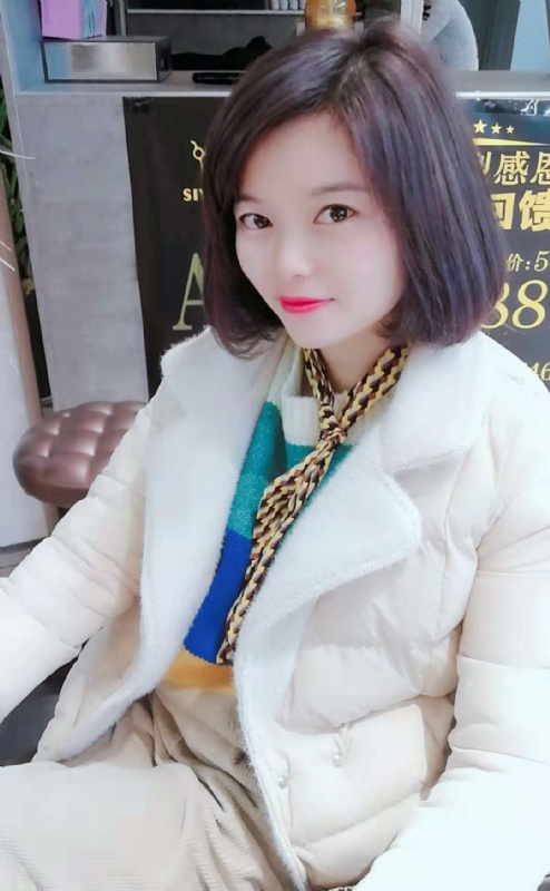 认真的雪的第一张照片--沧州相亲服务中心