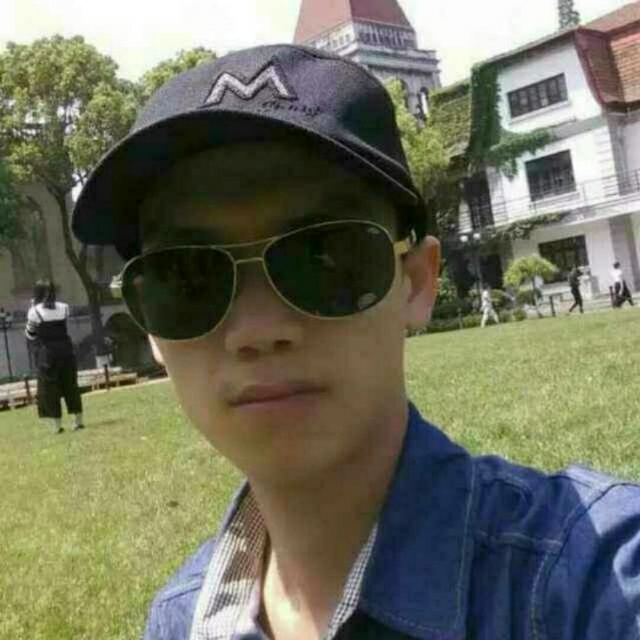 龙小华的第一张照片--沧州相亲服务中心