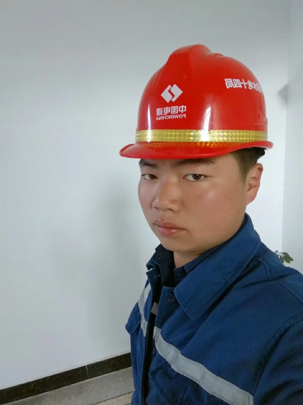 小公牛的第一张照片--沧州相亲服务中心