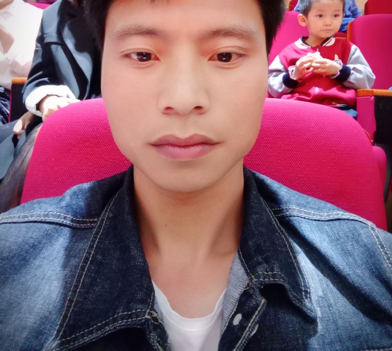 奋斗青年的第一张照片--沧州相亲服务中心