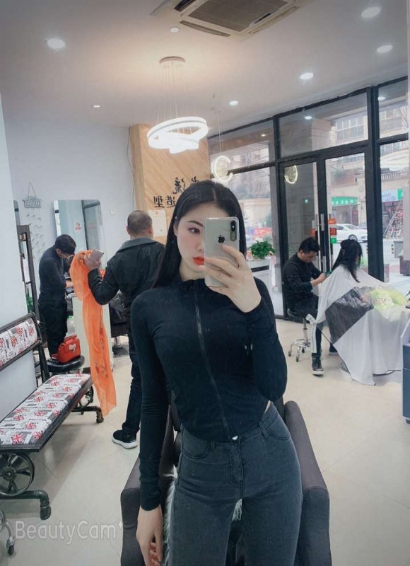 婷婷的第四张照片--沧州相亲服务中心