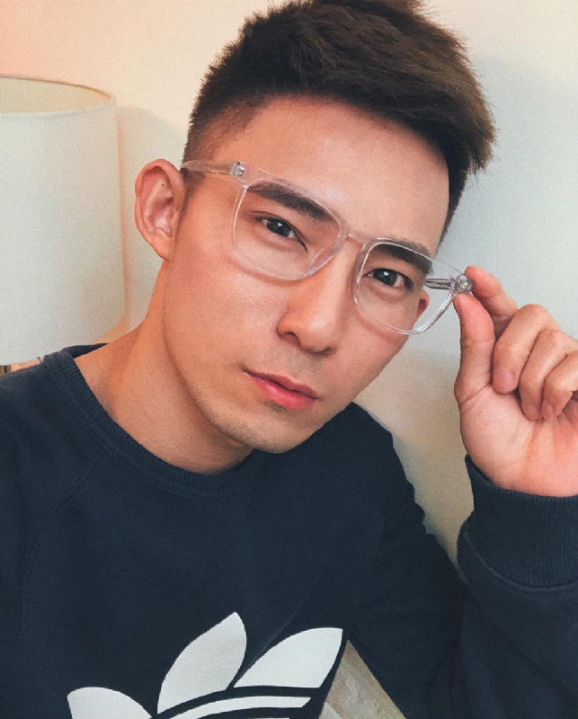小伟的第一张照片--沧州相亲服务中心