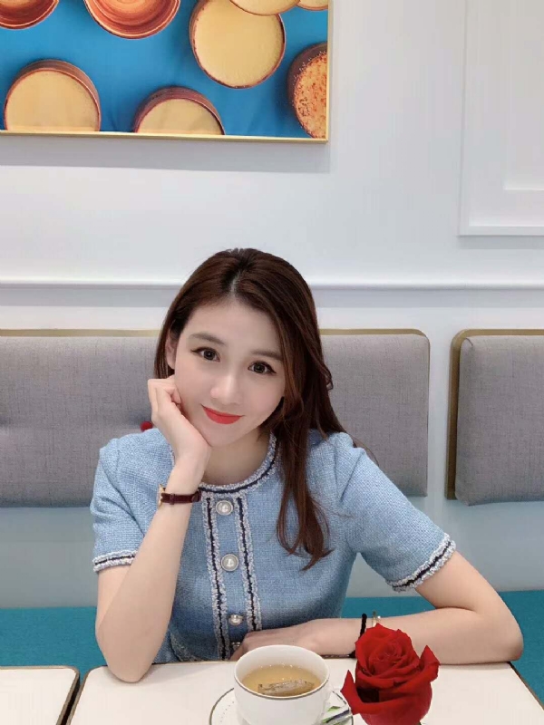 Emily的第二张照片--沧州相亲服务中心