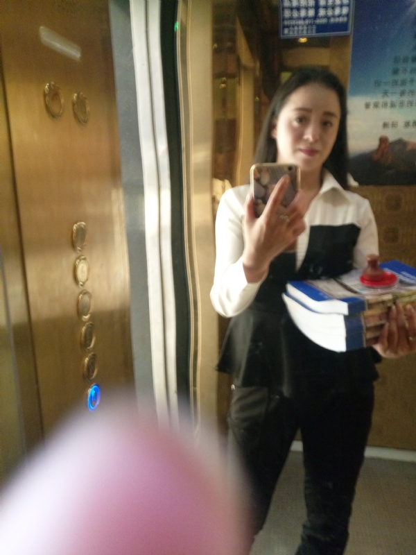 铿锵玫瑰的第一张照片--沧州相亲服务中心