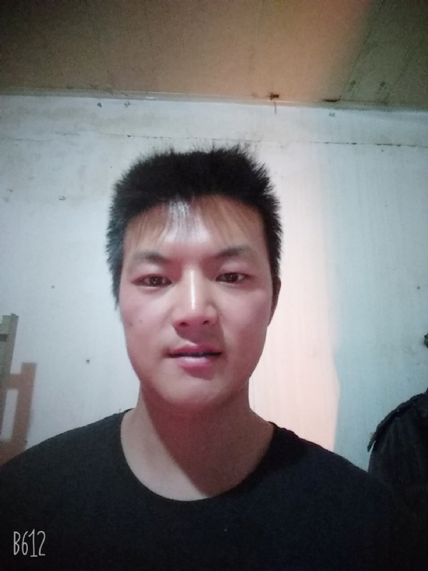 风轻云淡的第一张照片--沧州相亲服务中心
