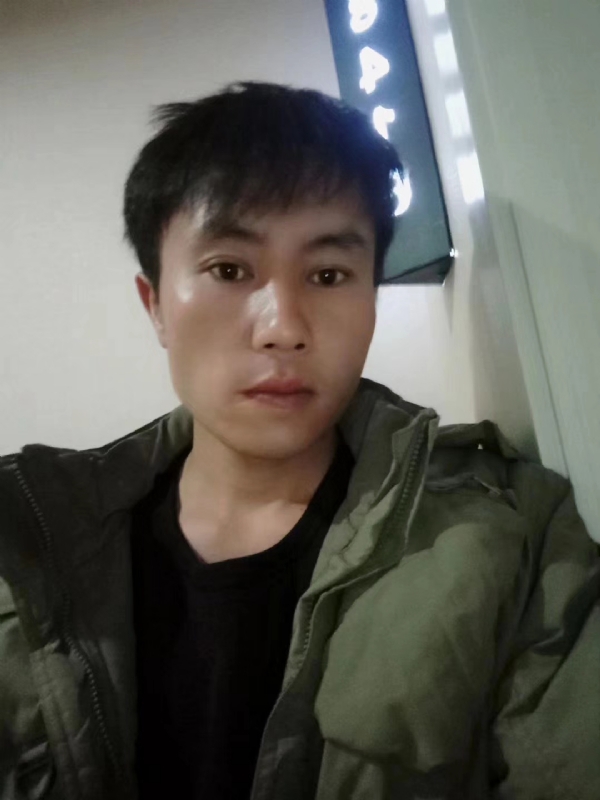 槑头槑脑的第一张照片--沧州相亲服务中心