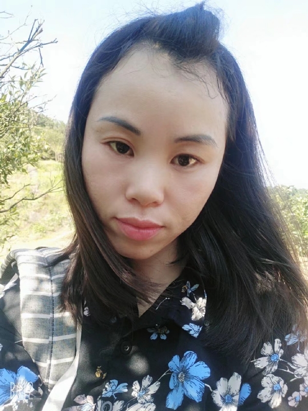 英英的第一张照片--沧州相亲服务中心