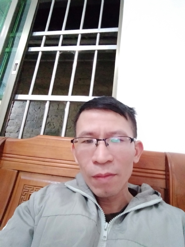 奋斗的第一张照片--沧州相亲服务中心