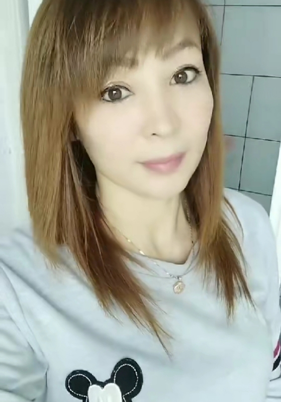魅力白玲的第一张照片--沧州相亲服务中心