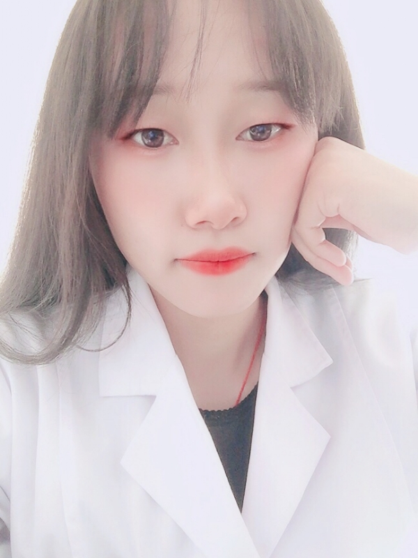 白婚纱的第一张照片--沧州相亲服务中心
