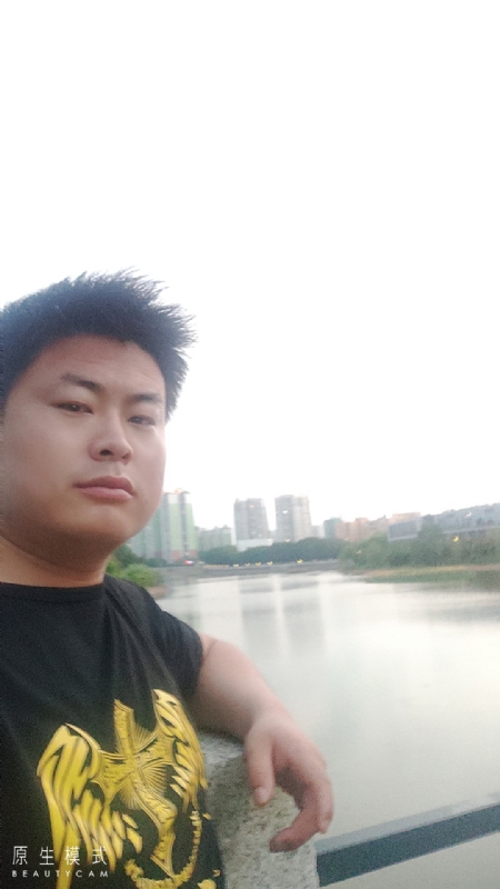 小海的第二张照片--沧州相亲服务中心