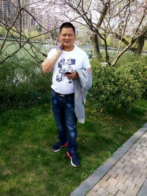 纯爷们的第一张照片--沧州相亲服务中心