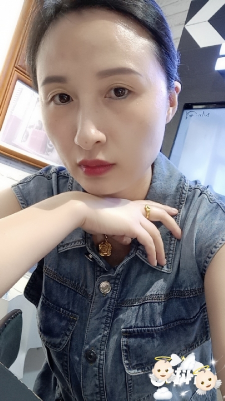 桃子的第三张照片--沧州相亲服务中心