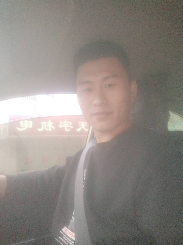老鼠爱上猫的第一张照片--沧州相亲服务中心