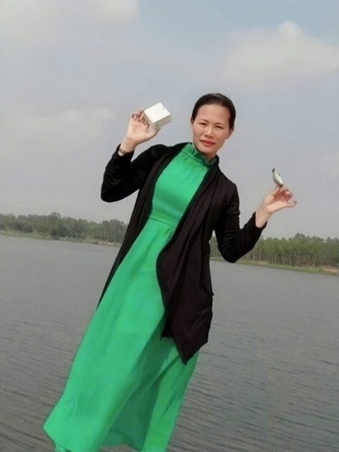 李梅的第三张照片--沧州相亲服务中心