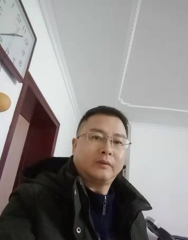 想牵你的手的第一张照片--沧州相亲服务中心