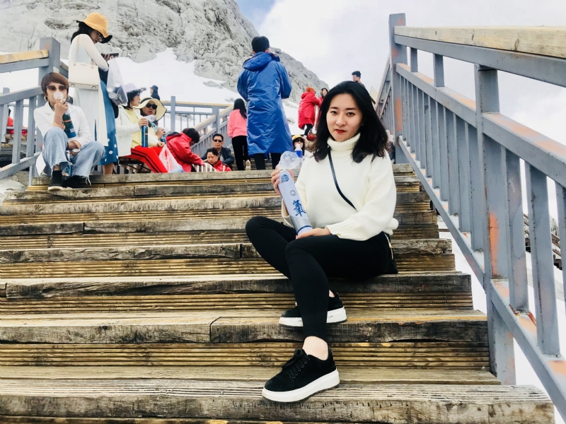 依雪的第四张照片--沧州相亲服务中心