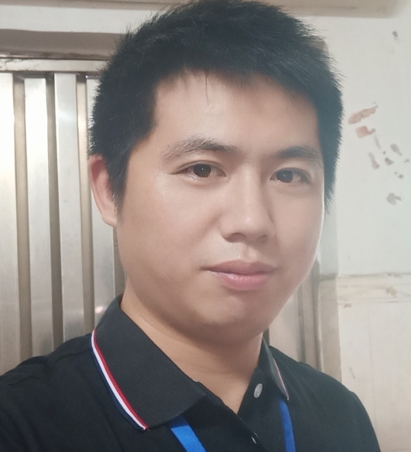 单身奶爸的第一张照片--沧州相亲服务中心
