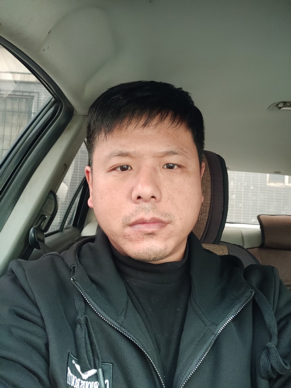 田立城的第一张照片--沧州相亲服务中心