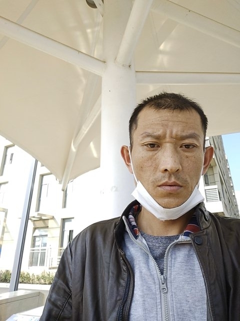 孤狼的第一张照片--沧州相亲服务中心