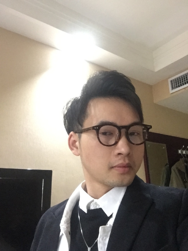 曾亮的第二张照片--沧州相亲服务中心