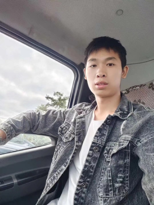 康康的第一张照片--沧州相亲服务中心