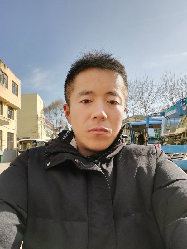 孤独的云的第一张照片--沧州相亲服务中心