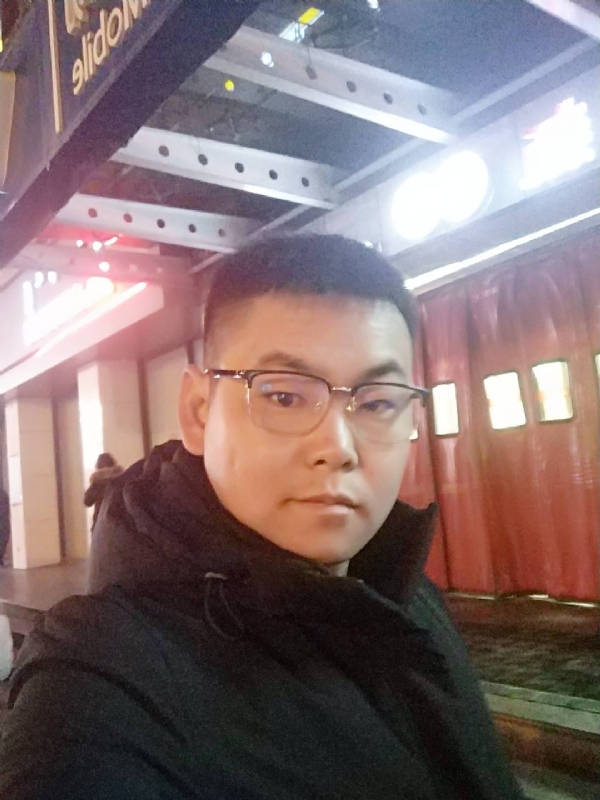 杜跃龙的第二张照片--沧州相亲服务中心