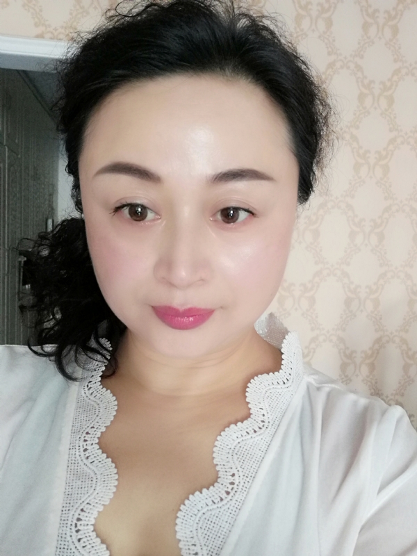 花谢花飞的第一张照片--沧州相亲服务中心