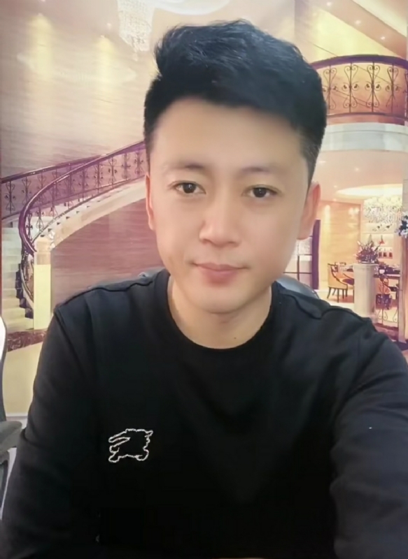屋顶拾荒人的第三张照片--沧州相亲服务中心