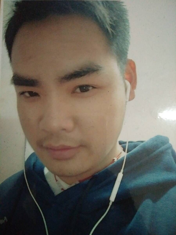 渴望爱的第一张照片--沧州相亲服务中心