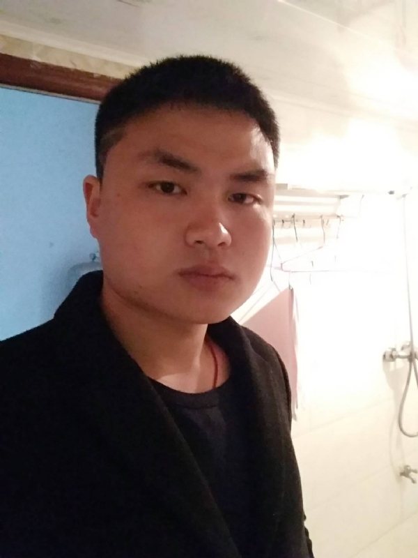 康康一下的第一张照片--沧州相亲服务中心