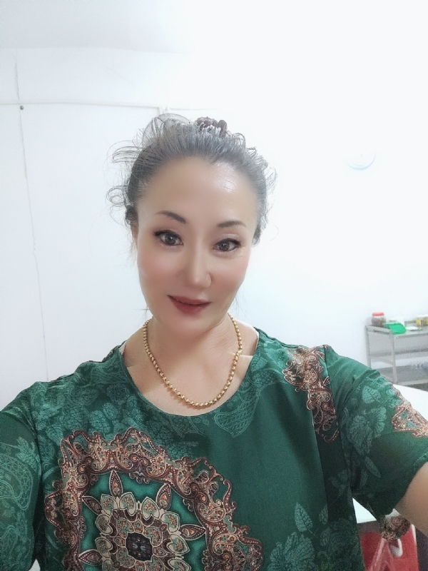 燕子的第二张照片--沧州相亲服务中心