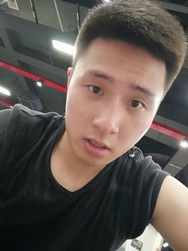 江南的雨的第一张照片--沧州相亲服务中心