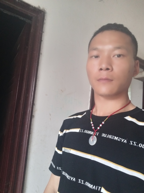 爱，请深爱的第二张照片--沧州相亲服务中心