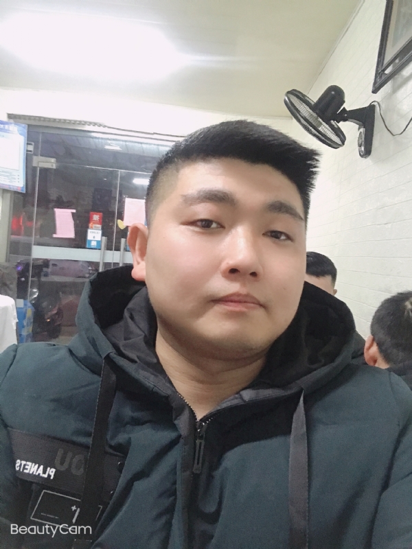 回忆是个小孩的第一张照片--沧州相亲服务中心