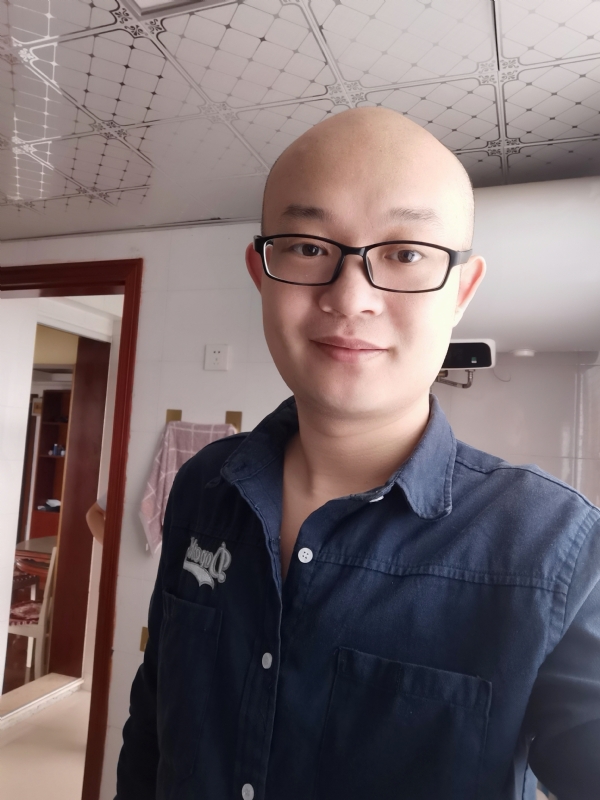 凝望远方的第一张照片--沧州相亲服务中心