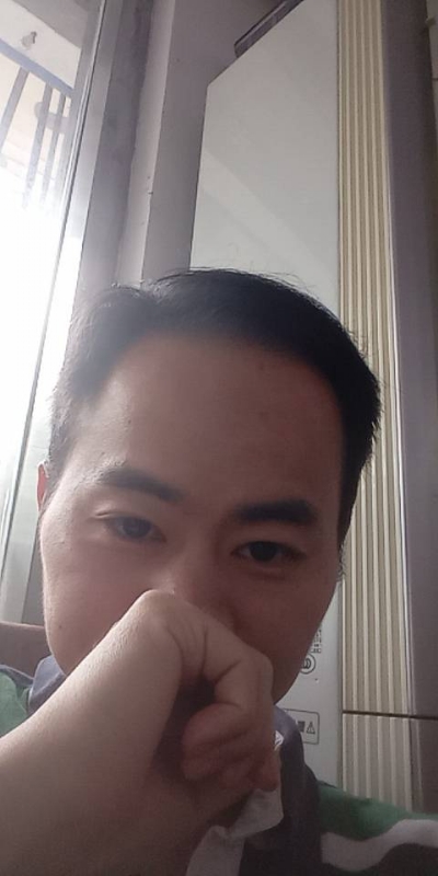 90年大叔的第一张照片--沧州相亲服务中心