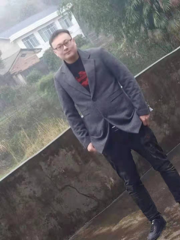 冰城的第二张照片--沧州相亲服务中心