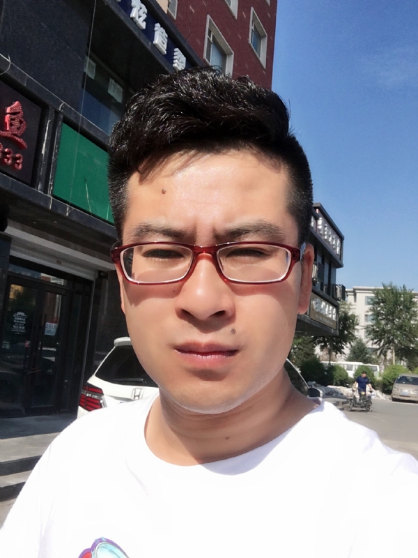 AA首席的第一张照片--沧州相亲服务中心