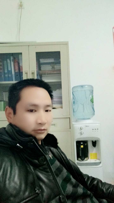 蓝色棒棒糖的第一张照片--沧州相亲服务中心