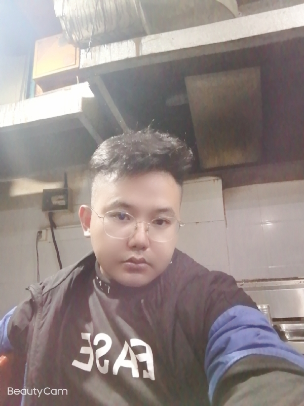 棒哥的第一张照片--沧州相亲服务中心
