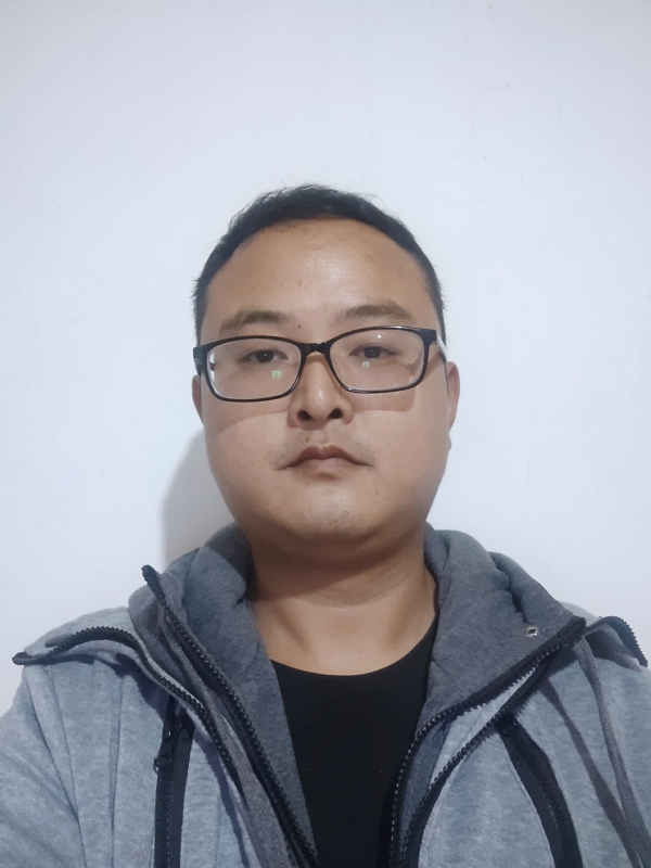 爱在一瞬间的第一张照片--沧州相亲服务中心