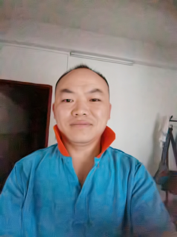 与子携老的第四张照片--沧州相亲服务中心