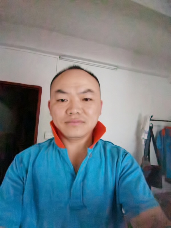 与子携老的第五张照片--沧州相亲服务中心