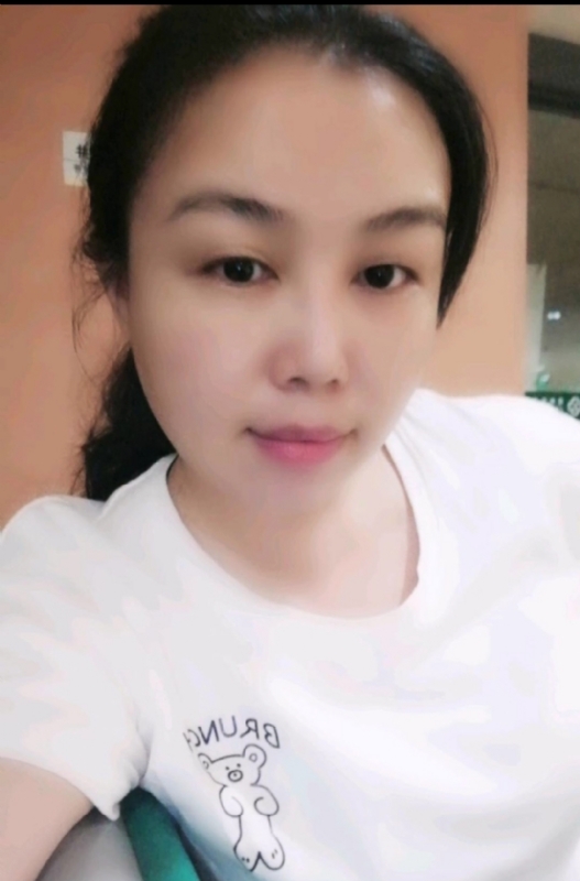 淡淡的云的第一张照片--沧州相亲服务中心
