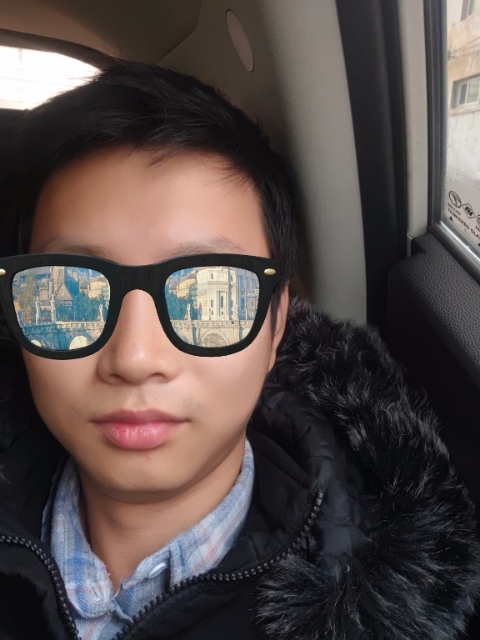 请问揉揉头的第一张照片--沧州相亲服务中心